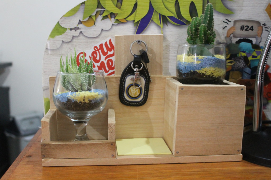 terrarium organizer